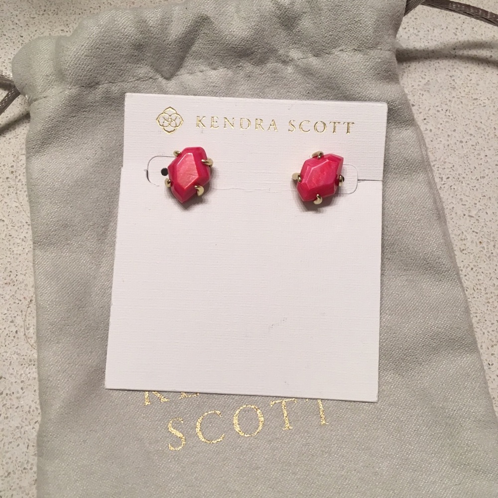 Red Mother of Pearl Inaiyah Stud Earrings